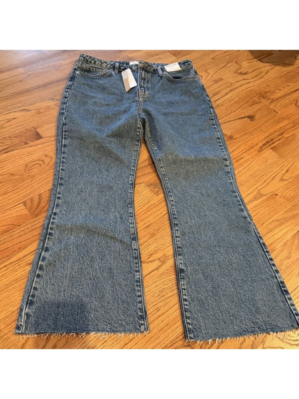 TOP SHOP DREE CROPPED KICK FLARE WOMENS NEW JEANS 32X32 SIZE 10
